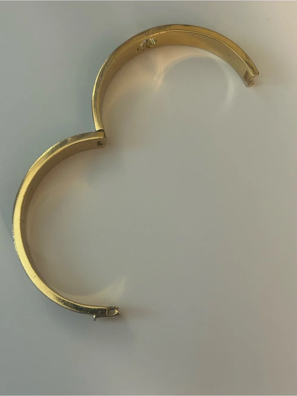 Kate Spade New York Black Enamel Gold- Tone Hinged Bangle Bracelet -Spade Cutout